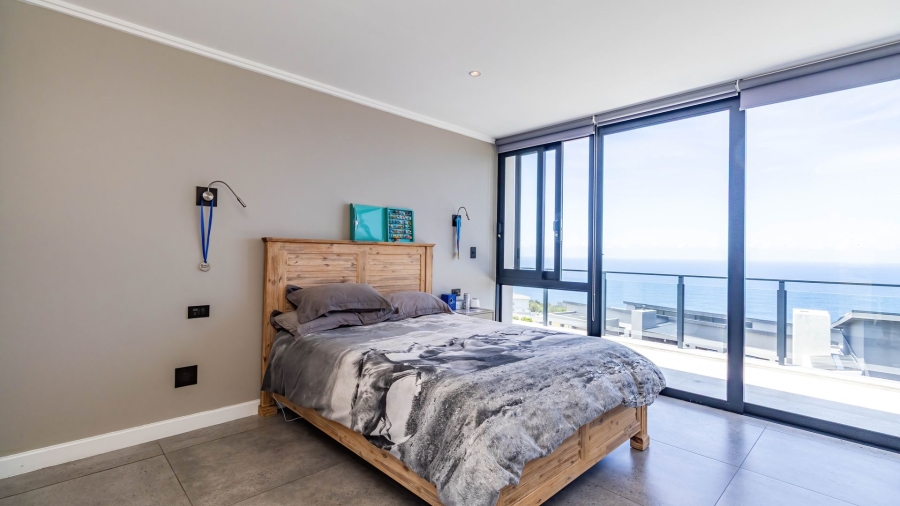 4 Bedroom Property for Sale in Le Grand Golf Estate Western Cape